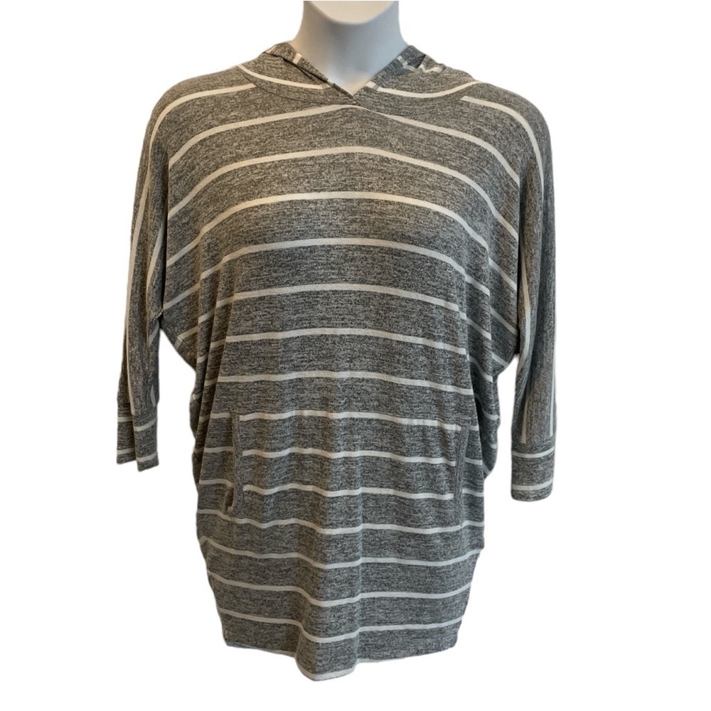 Market & Spruce Gray Lightweight Hoodie Blouse. New with tags. Size Medium